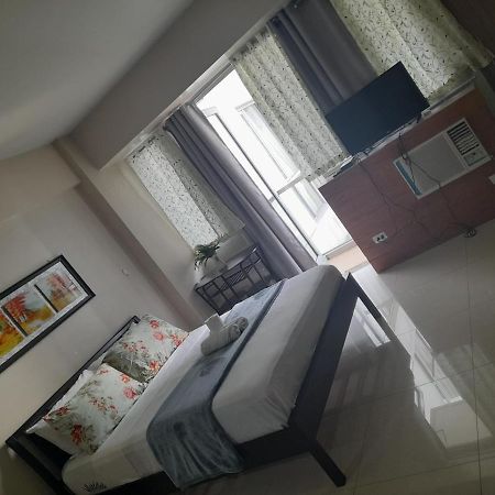 One Palm Tree Villas-Kenzie Place Terminal 3 Airport Manila Esterno foto